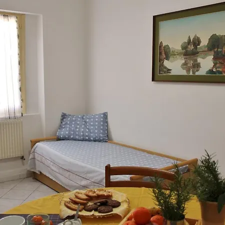 Appartement House Ciclamino